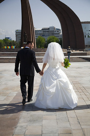 file:///home/pasko/personal/bishkek/TimWedding_0464.jpg