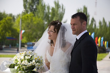 file:///home/pasko/personal/bishkek/TimWedding_0470.jpg